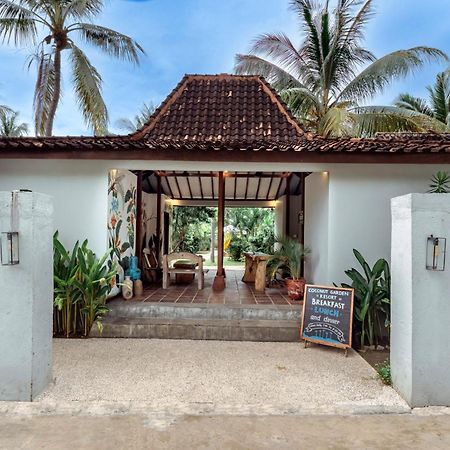 Coconut Garden Resort Гілі-Траванган Екстер'єр фото